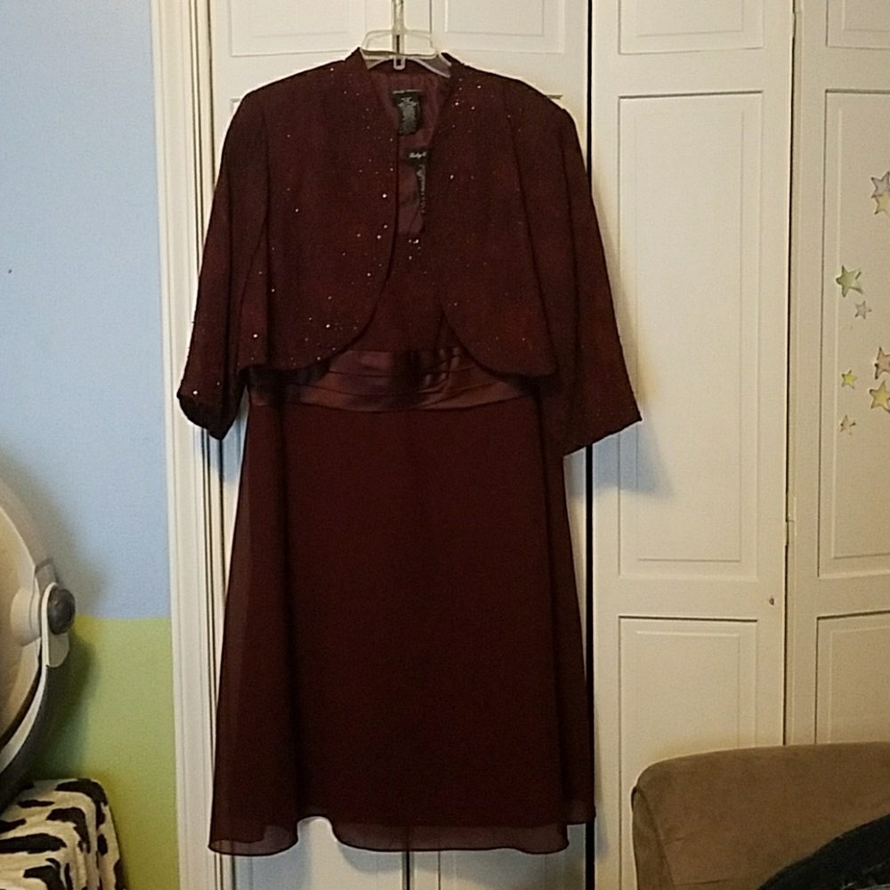 Kathy Roberts wine formal dress